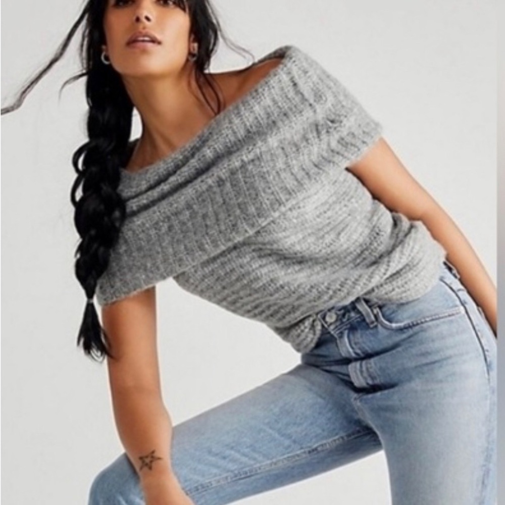 Free People One Jada off shoulder sweater NWT Med